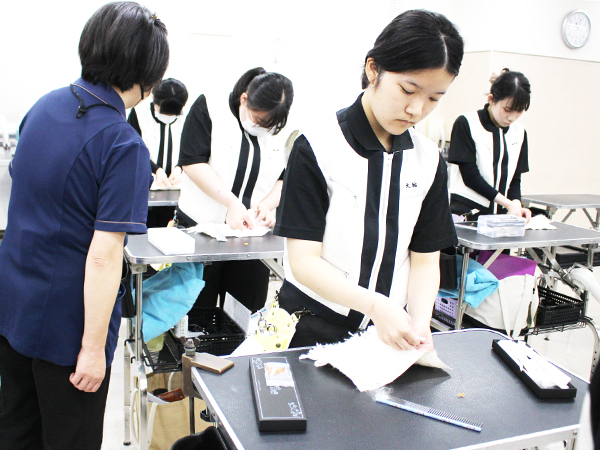 リボンを付ける基礎練習☆